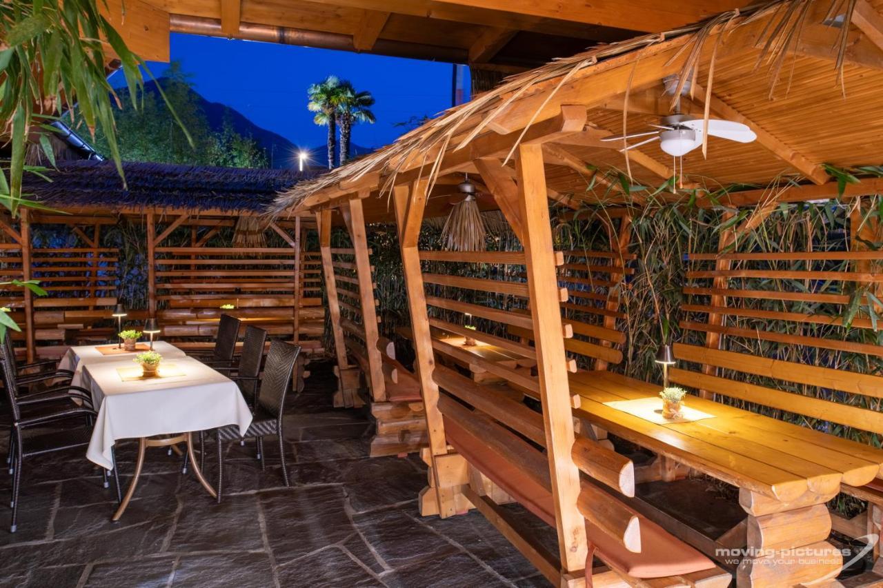 Bamboohouse Motel Riazzino Exteriör bild